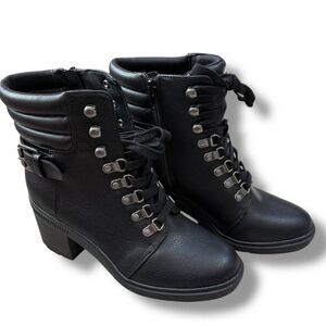 Mix No. 6 Black Lace-Up Ankle Boots Women’s Size 7M Combat Style Booties NWOT